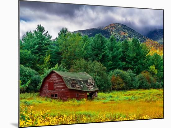 Red Barn-Steven Maxx-Mounted Photographic Print