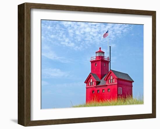 Red Lighthouse in Michigan-14ktgold-Framed Photographic Print