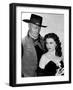 RED RIVER, 1948 directed by HOWARD HAWKS John Wayne and Joanne Dru (b/w photo)-null-Framed Photo