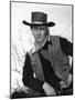 RED RIVER, 1948 directed by HOWARD HAWKS John Wayne (b/w photo)-null-Mounted Photo