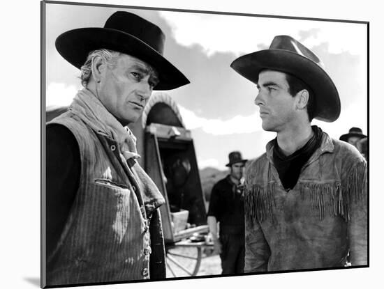 Red River, John Wayne, Montgomery Clift, 1948-null-Mounted Photo