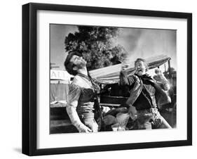 Red River, Montgomery Clift, John Wayne, 1948-null-Framed Photo