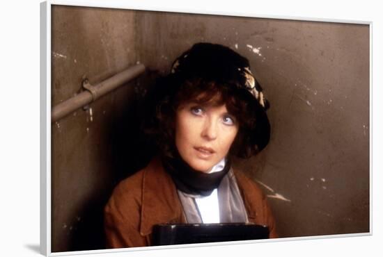 REDS, 1981 directed by WARREN BEATTY Diane Keaton (photo)-null-Framed Photo