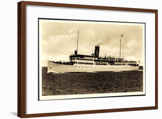 Reederei Braeunlich Stettin, Dampfer S.S. Rugard-null-Framed Giclee Print