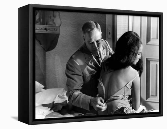 REFLECTION IN A GOLDEN EYE, 1967 directed by JOHN HUSTON Marlon Brando / Elizabeth Taylor (b/w phot-null-Framed Stretched Canvas