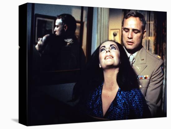 REFLECTIONS IN A GOLDEN EYE, 1967 directed by JOHN HUSTON Elizabeth Taylor / Marlon Brando (photo)-null-Stretched Canvas