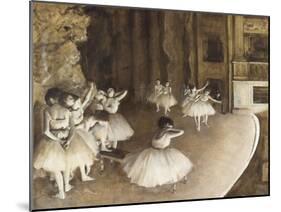 Répétition D'un Ballet Sur La Sc¨Ne (Ballet Rehearsal on Stage) by Edgar Degas-Edgar Degas-Mounted Giclee Print