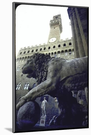 Replica of the David under Belly of Roman Lion in Piazza Della Signoria, Florence-Michelangelo Buonarroti-Mounted Photographic Print