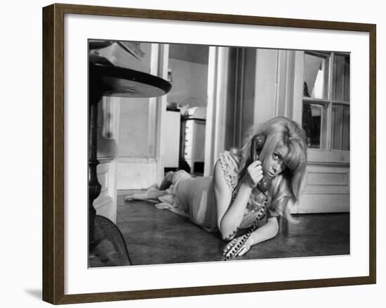 REPULSION, 1965 directed by ROMAN POLANSKI Catherine Deneuve (b/w photo)-null-Framed Photo