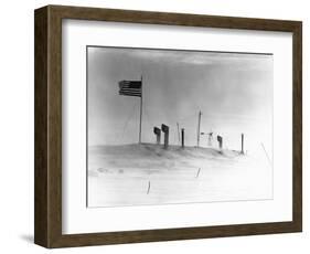 Research Building in Antarctica-null-Framed Photographic Print