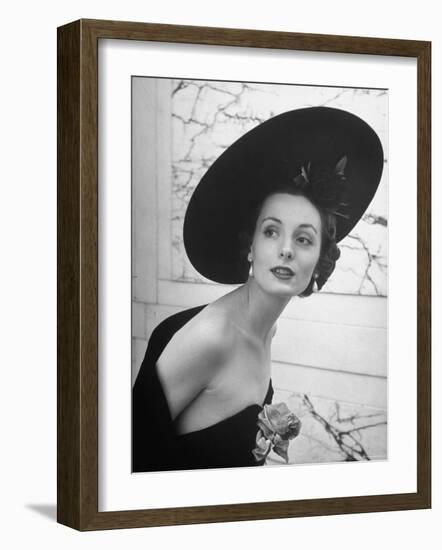 Restaurant Fashions: Cartwheel Hat-Nina Leen-Framed Photographic Print