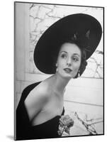 Restaurant Fashions: Cartwheel Hat-Nina Leen-Mounted Photographic Print