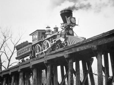 https://imgc.allpostersimages.com/img/posters/restored-american-locomotive-the-general-1962_u-L-PPEV1C0.jpg?artPerspective=n