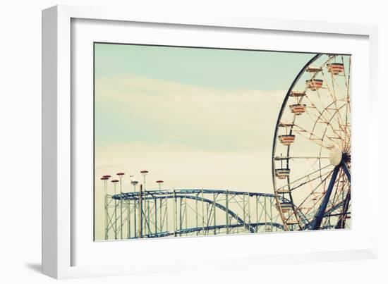 Retro Ferris-Gail Peck-Framed Photographic Print