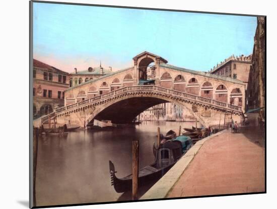 Rialto Bridge, Venice-null-Mounted Giclee Print