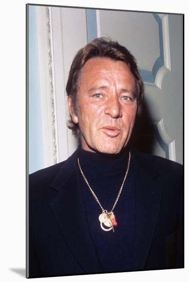 Richard Burton-null-Mounted Photo