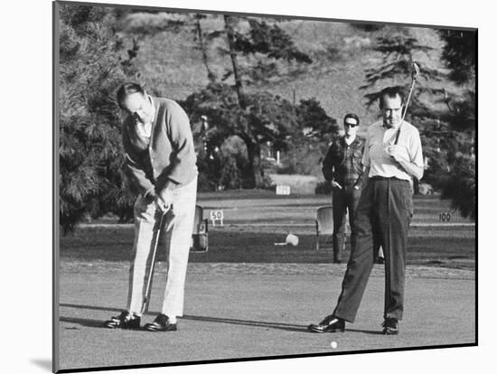Richard Nixon Playing Golf with His Celebrity Friends Fred Macmurray and Bob Hope. Jan. 18 1970-null-Mounted Photo