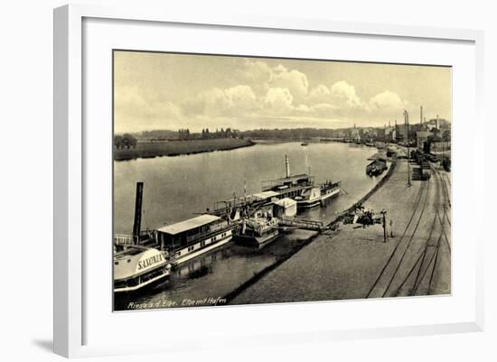 Riesa an Elbe, Dampferanlegestelle, Dampfer Saxonia-null-Framed Giclee Print