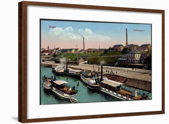 Riesa Elbe, Landungsplatz, Dampfer Riesa-null-Framed Giclee Print