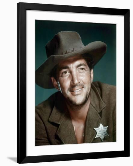 RIO BRAVO, 1959 directed by HOWARD HAWKS Dean Martin (photo)-null-Framed Photo