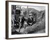 RIO BRAVO, 1959 directed by HOWARD HAWKS John Wayne (b/w photo)-null-Framed Photo