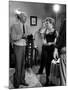 RIO BRAVO, 1959 directed by HOWARD HAWKS On the set, Hohard Hawks directs Angie Dickinson (b/w phot-null-Mounted Photo