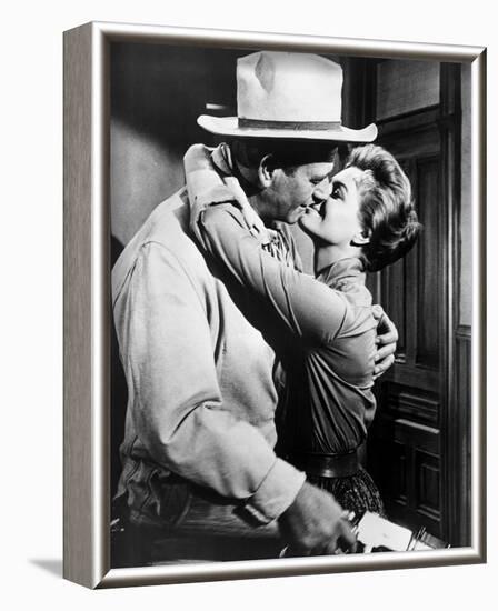 Rio Bravo-null-Framed Photo