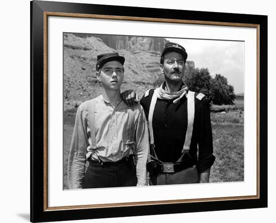 RIO GRANDE, 1950 directed by JOHN FORD Claude Jarman Jr. and John Wayne (b/w photo)-null-Framed Photo