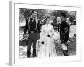 RIO GRANDE, 1950 directed by JOHN FORD John Wayne, Maureen O'Hara and Victor McLaglen (b/w photo)-null-Framed Photo