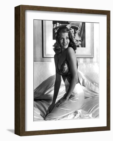 RITA HAYWORTH (b/w photo)-null-Framed Photo