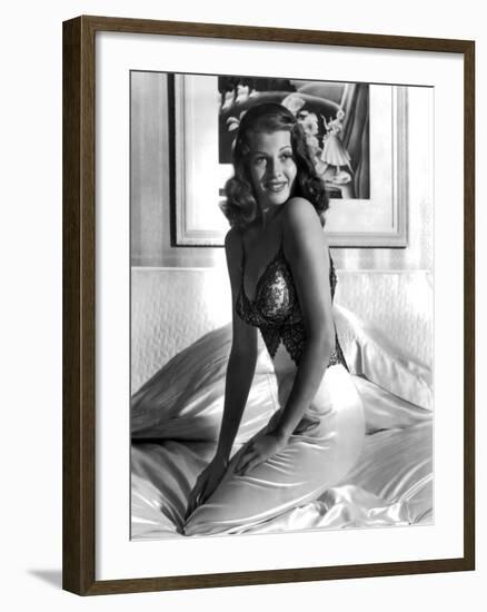 RITA HAYWORTH (b/w photo)-null-Framed Photo