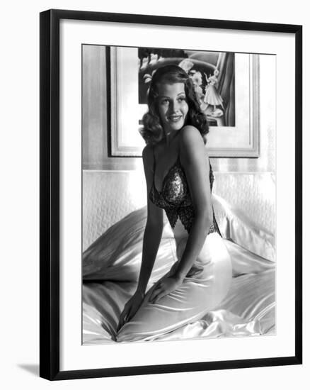 RITA HAYWORTH (b/w photo)-null-Framed Photo