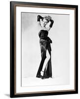 Rita Hayworth, Gilda, 1946-null-Framed Photographic Print