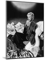 Rita Hayworth "The Lady From Shanghai" 1947, Directed by Orson Welles. Custome by Jean Louis-null-Mounted Photographic Print