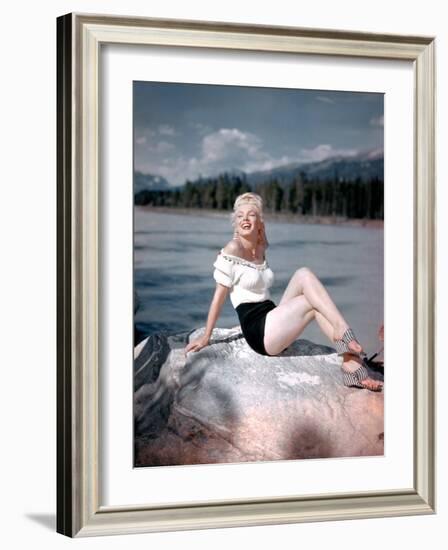 River of No Return, Marilyn Monroe, Directed by Otto Preminger, 1954-null-Framed Photo