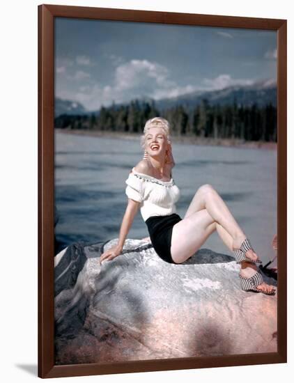 River of No Return, Marilyn Monroe, Directed by Otto Preminger, 1954-null-Framed Photo