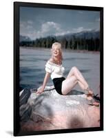 River of No Return, Marilyn Monroe, Directed by Otto Preminger, 1954-null-Framed Photo