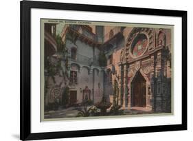 Riverside, CA - View of Mission Inn Courtyard-Lantern Press-Framed Art Print