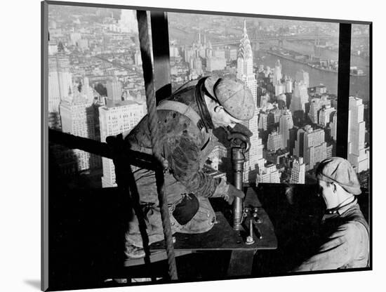 Riveters on the Empire State Building, 1930-31 (gelatin silver print)-Lewis Wickes Hine-Mounted Photographic Print