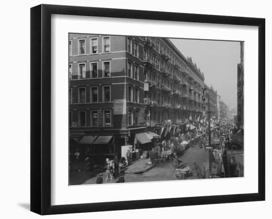 Rivington Street on New York City's Lower East Side Jewish Neighborhood in 1909-null-Framed Photo