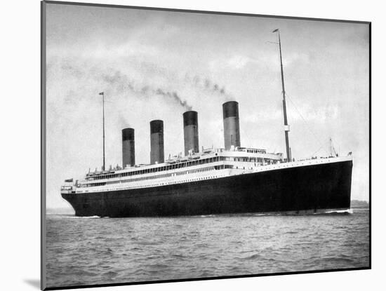 RMS Olympic, White Star Line Ocean Liner, 1911-1912-FGO Stuart-Mounted Giclee Print