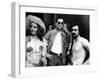 Robert by Niro, Jodie Foster and le realisateur Martin Scorsese sur le tournage du film Taxi Driver-null-Framed Photo
