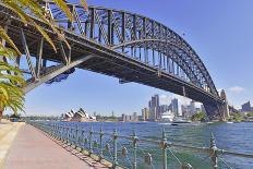 Sydney Harbour Bridge with City Skyline, Sydney, Australia-robert cicchetti-Photographic Print