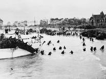 D-Day - British and Canadian Troops Landing - Juno Beach-Robert Hunt-Photographic Print