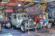 Olsens Garage-Robert Kaler-Photographic Print