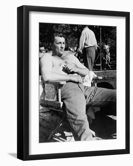 Robert Mitchum, 1956-null-Framed Photographic Print