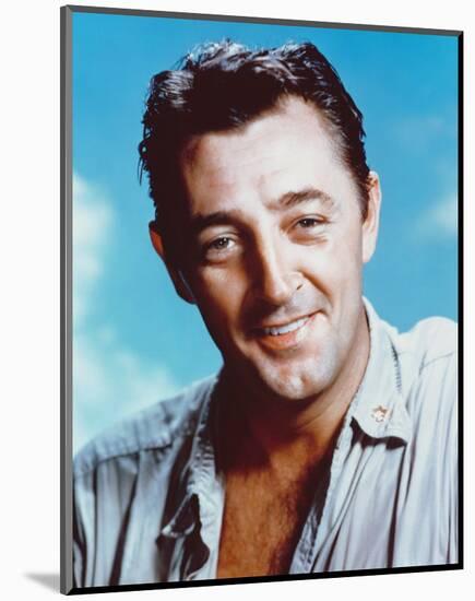 Robert Mitchum-null-Mounted Photo