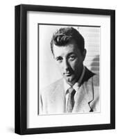 Robert Mitchum-null-Framed Photo