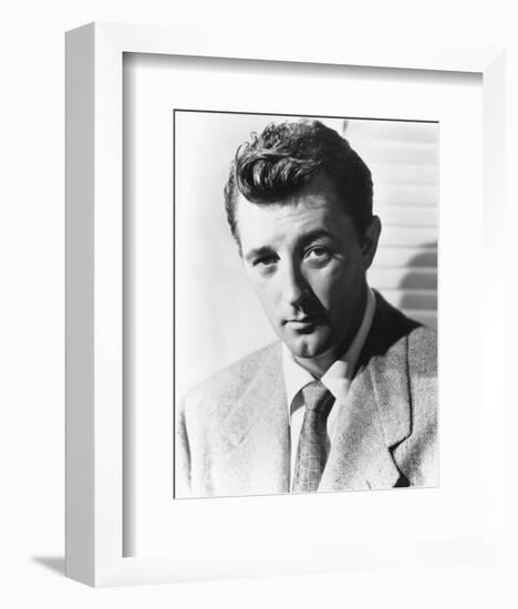 Robert Mitchum-null-Framed Photo