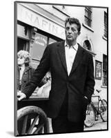 Robert Mitchum-null-Mounted Photo